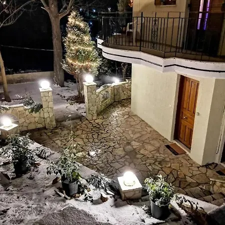 Keramidaki Mini Suites I Apartment Kalavryta